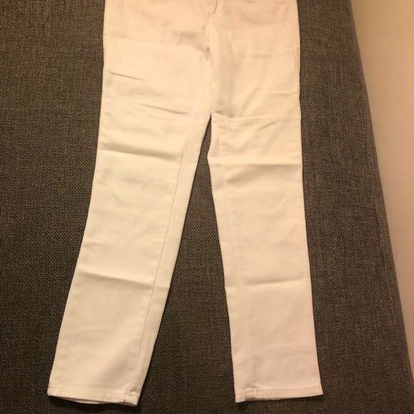 White jeans 👖 - Picture 2 of 6